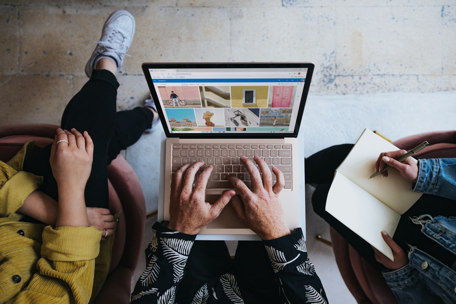 10 Tips for Creating a Stronger Brand Identity
